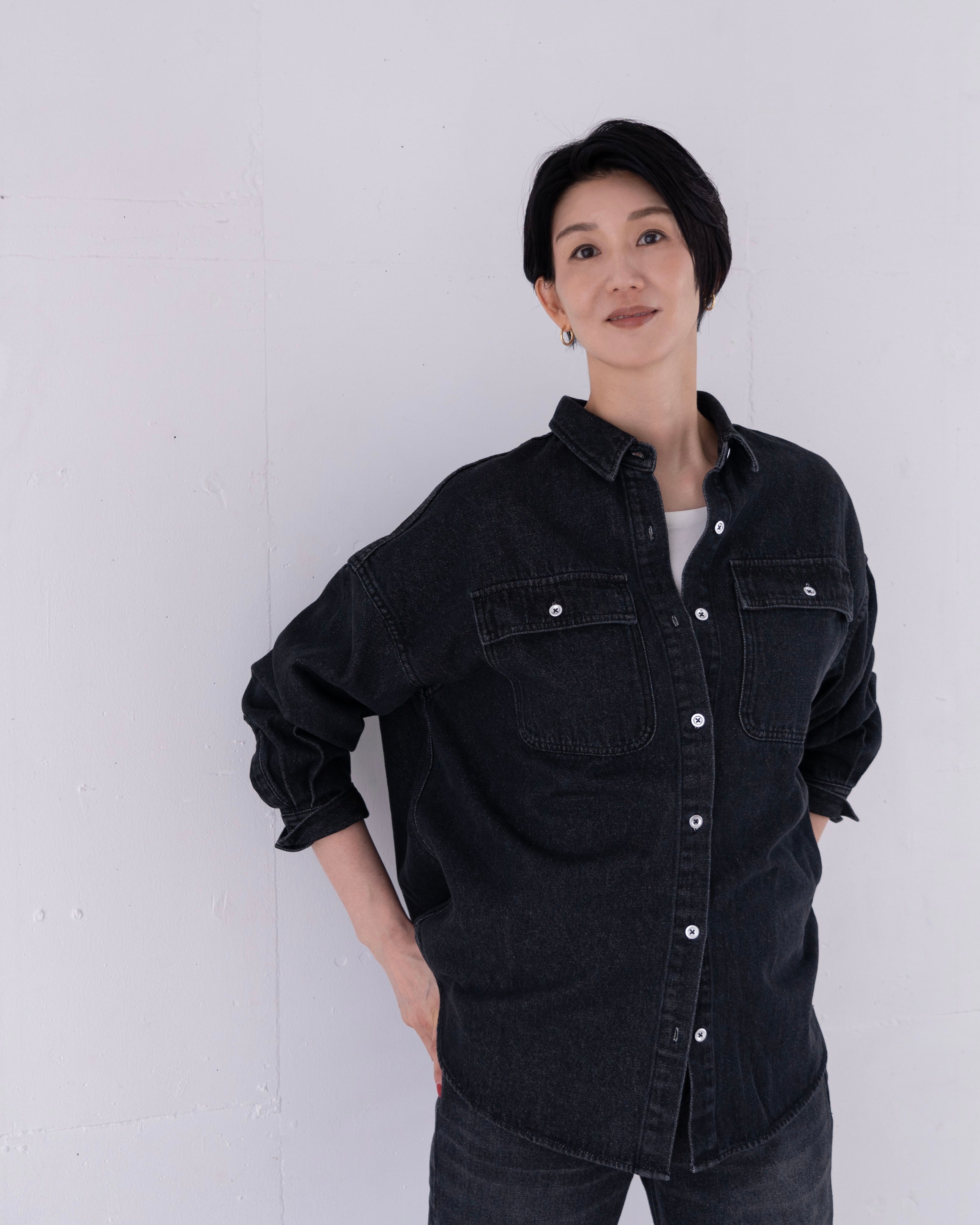 【新品】FINE ex denim shirt JK Over denim shirt【W..×meg】 – Frames / W..